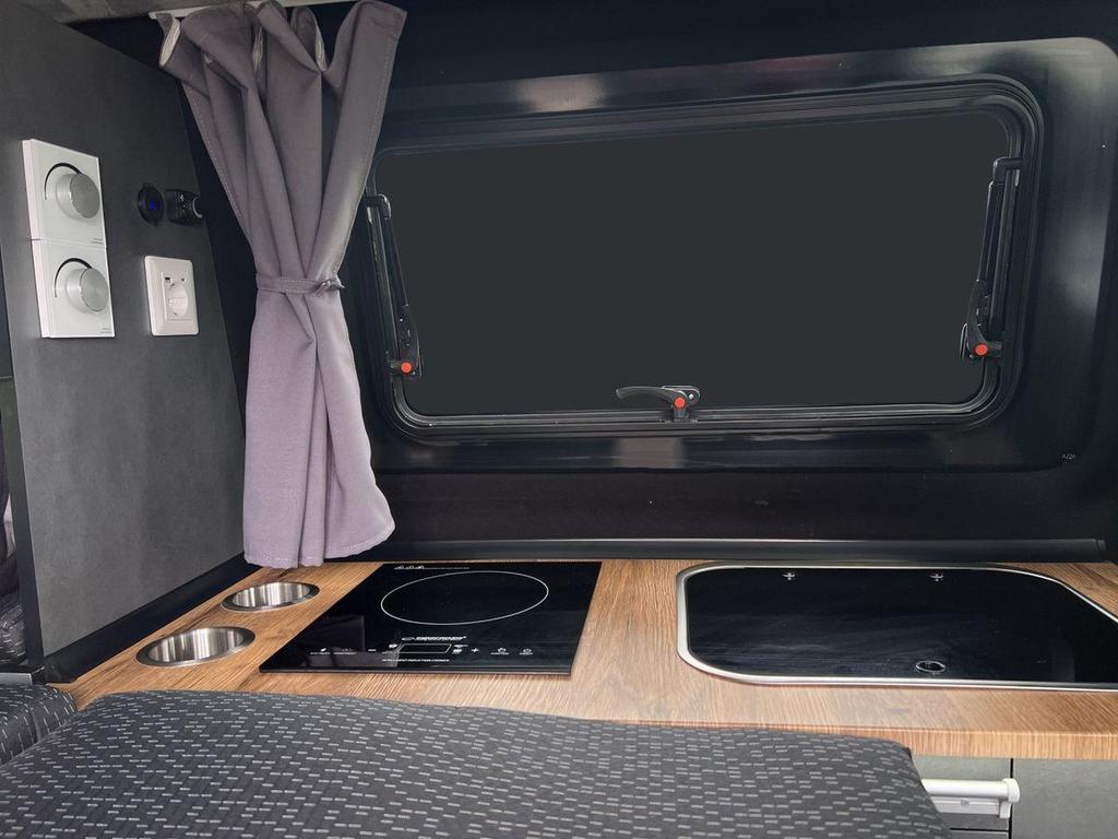 Volkswagen T6 California