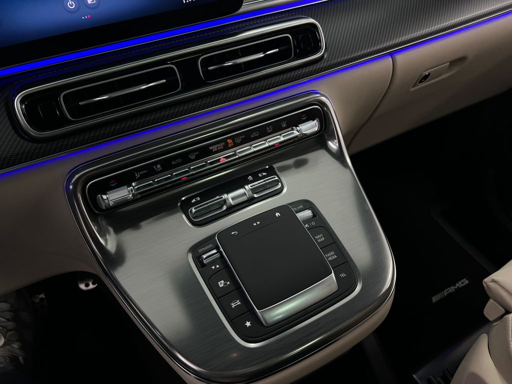 Mercedes-Benz V 300 d 4M Excl. lang*AMG*Luxury*Airm*Pano*360°