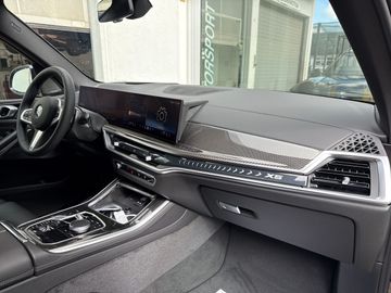 BMW X5 xDrive30d M Sportpaket HK HiFi DAB LED