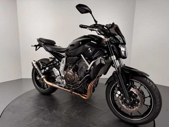 Yamaha MT-07 *MIVV-AUSPUFF ! *TOP-ZUSTAND *SERVICE NEU