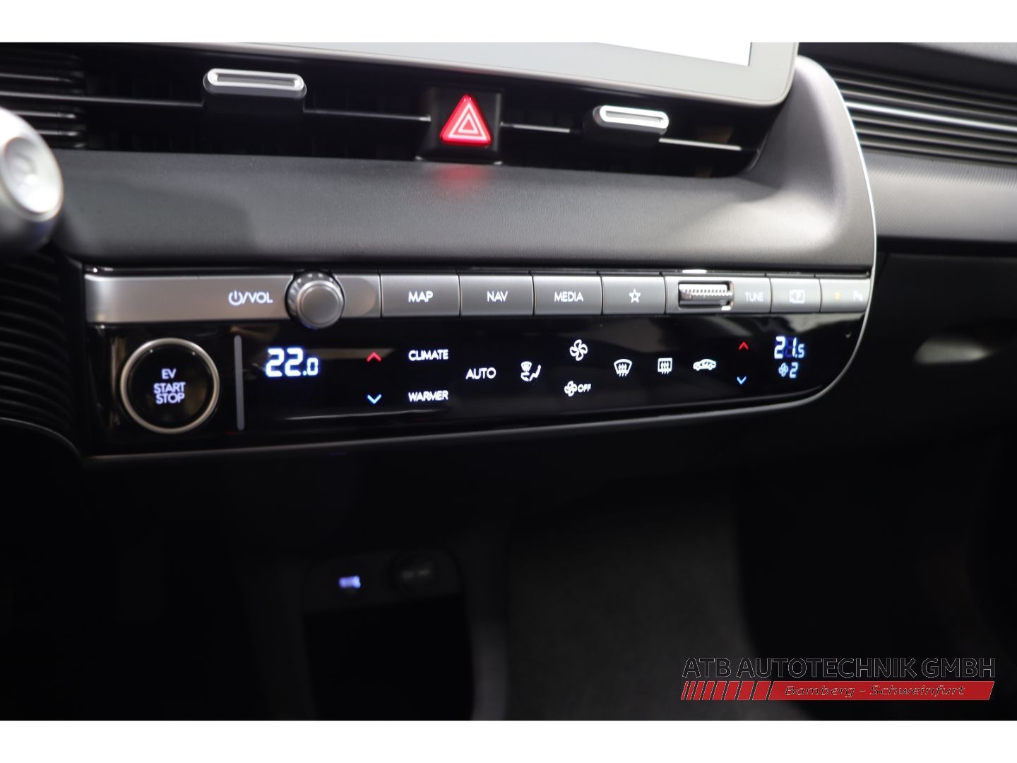 Fahrzeugabbildung Hyundai IONIQ 5 98,5% SOH 77,4 kWh TECHNIQ Navi LED ACC