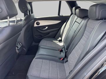 Mercedes E 220 - 8