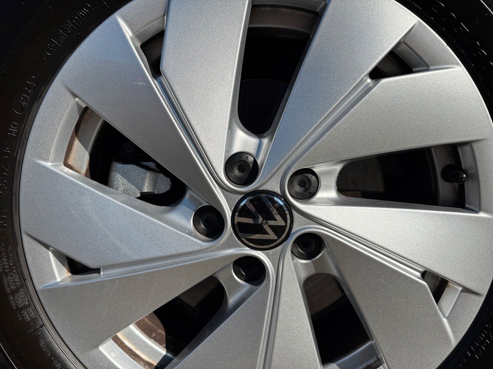Fahrzeugabbildung Volkswagen T-Cross Life 1.0 TSI