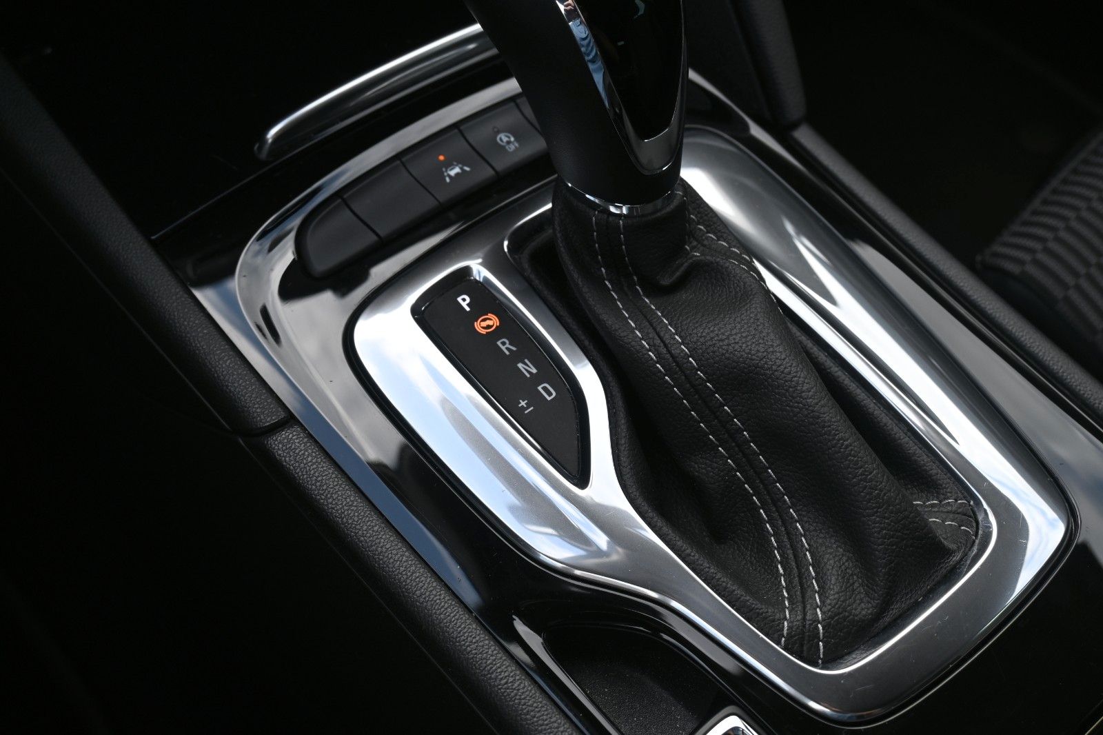 Fahrzeugabbildung Opel Insignia B Sports Tourer Innovation 4x4