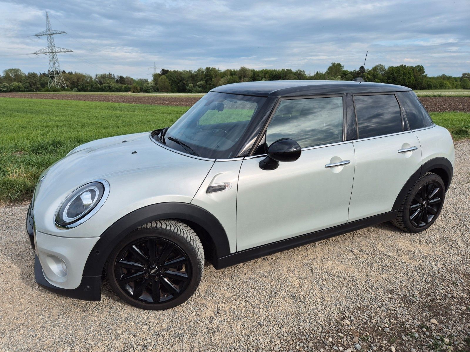 MINI Cooper / Autom.*Sounds.*Kamera*Leder*Tempo*etc.