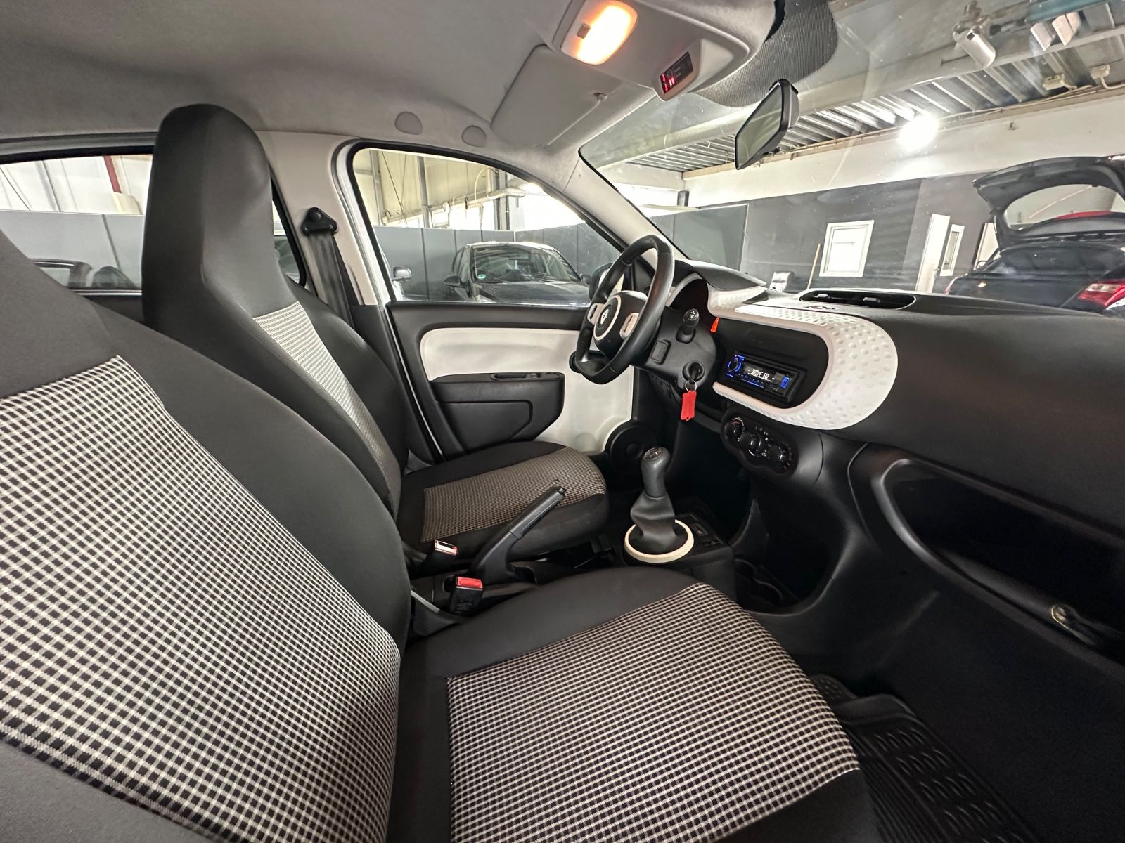 Twingo Life*1.Hand*Elektr.Fenster*5-Türer*HU Neu
