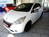 Peugeot 208 GTi*LEDER*NAVI*SITZHZG*PDC* - gebrauchte Peugeot 208 aus dem Jahr 2014