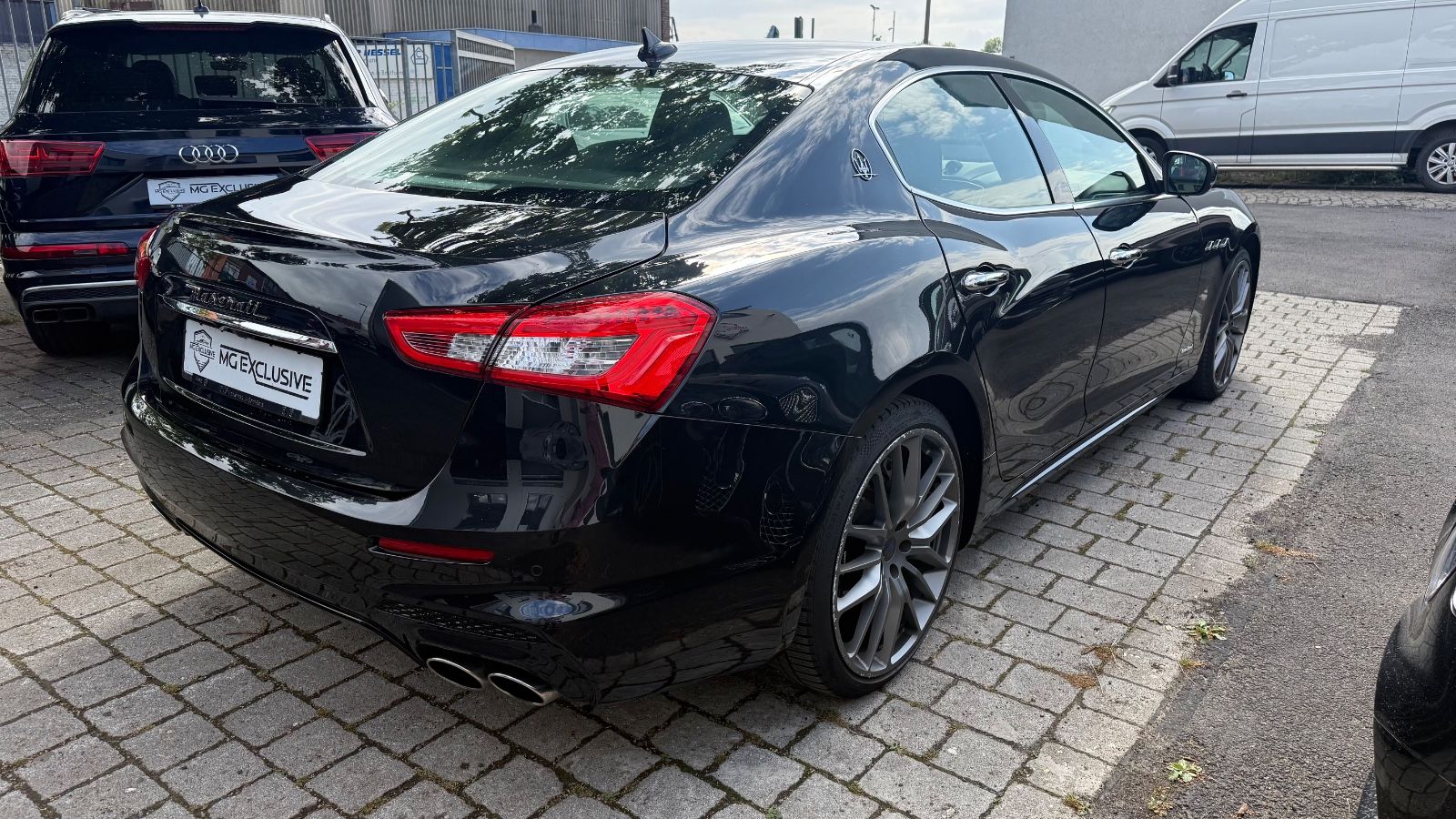 Fahrzeugabbildung Maserati Ghibli GranSport Diesel