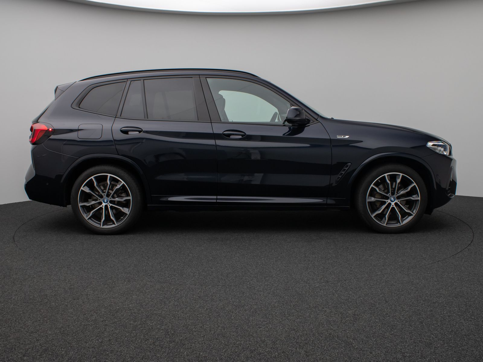 Fahrzeugabbildung BMW X3 xD30e M Sport Kamera DAB DrivAssis LED 20Zoll