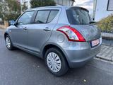 Suzuki Swift Club 4x4 - Suzuki Swift: Grau