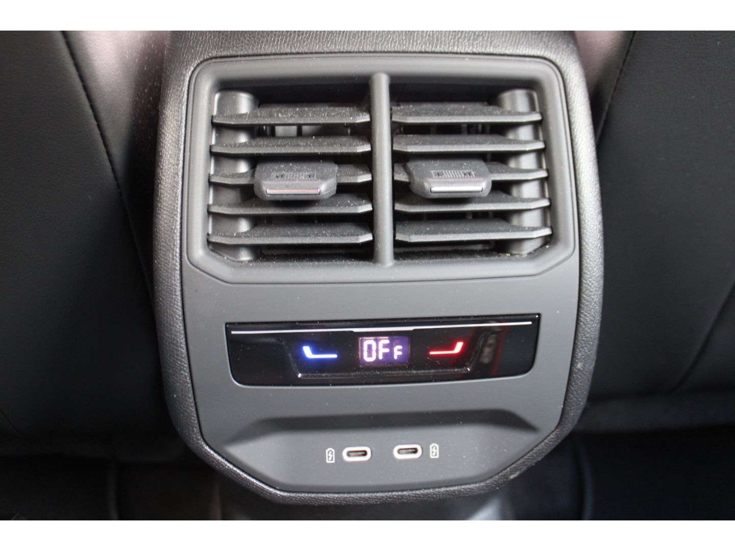 Fahrzeugabbildung CUPRA Formentor VZ 4Drive ACC LED TWA RFK el. Heckkl.