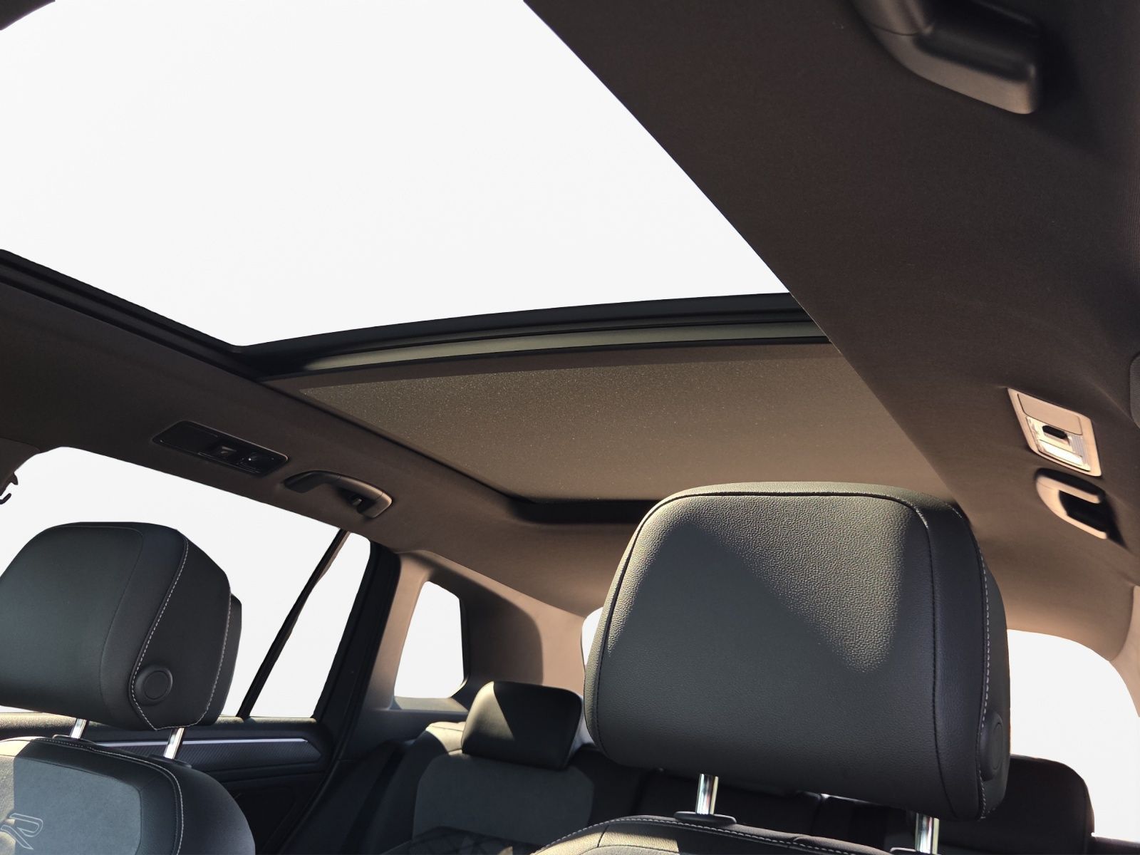 Volkswagen Tiguan - Bild 13