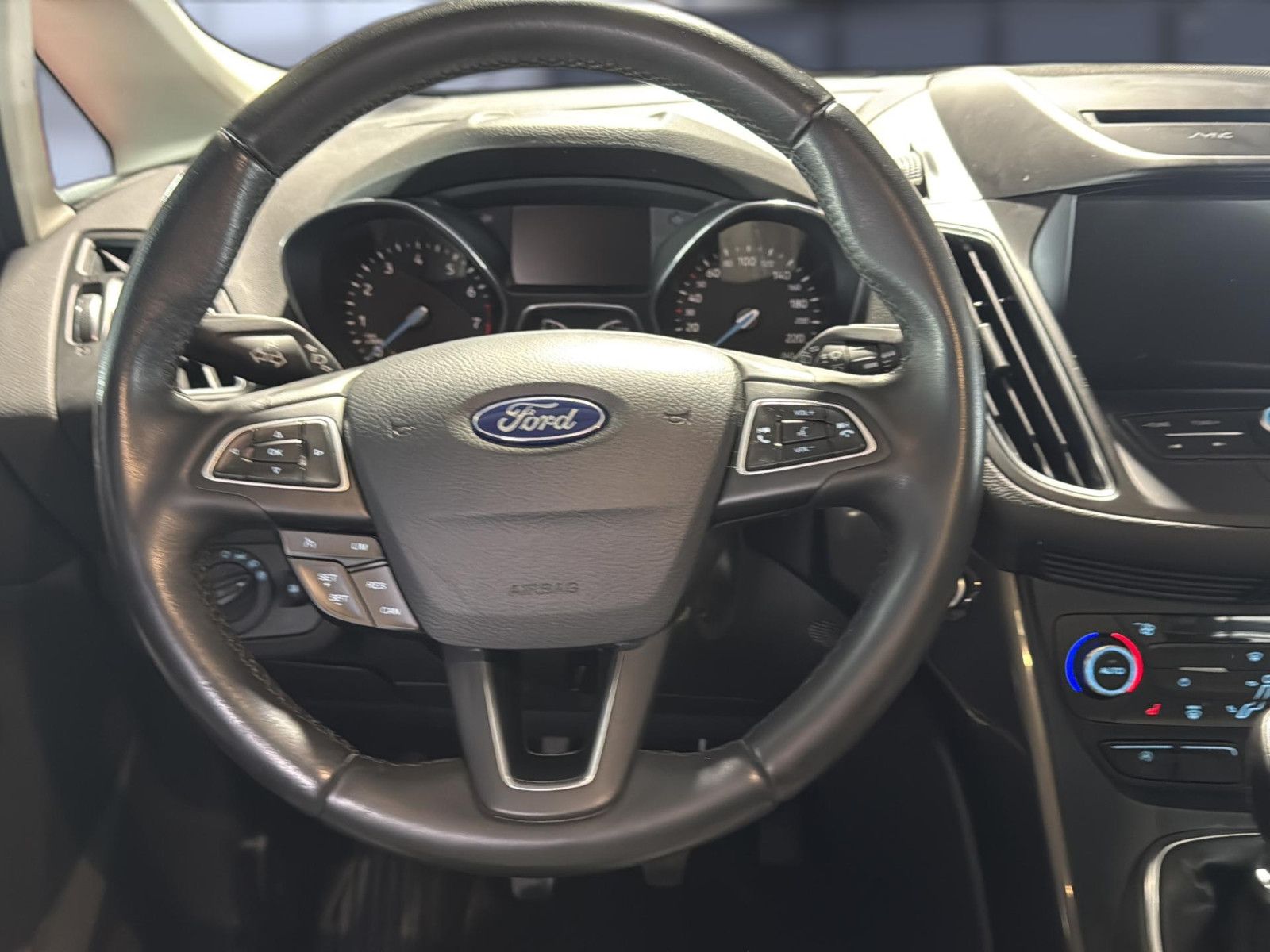 Fahrzeugabbildung Ford C-Max C-MAX Titanium / AHK