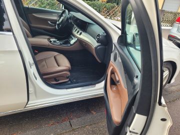 Mercedes E 220 - 7