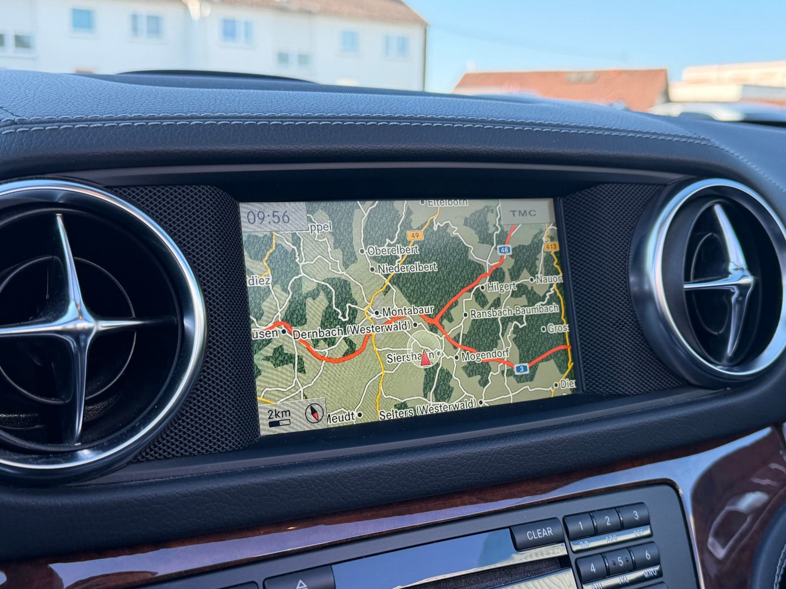 Fahrzeugabbildung Mercedes-Benz SL 350 /AMG/HARMAN-KARDON/MEMORY/T-WINKEL