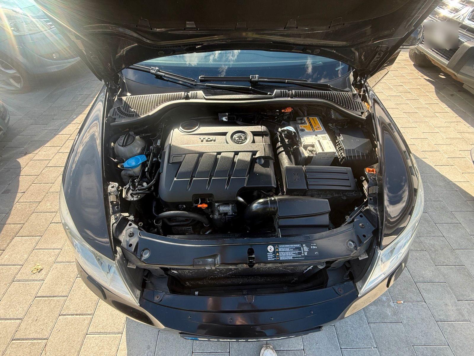 Skoda Octavia 2011 — photo 6