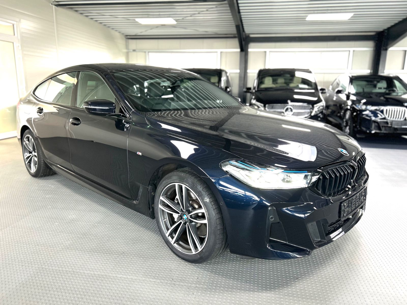 BMW GT 620d M Sport Shadow -HUD-ACC-Pano-Laser-19Zo