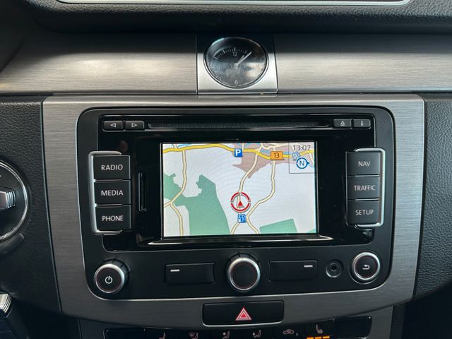 MYAUTOCENTER – Gebraucht- und Jahreswagen mit Werkstattservice in Pfaffenhofen Volkswagen Passat *ACC*NAV*AHK*PDC*SitzHZ*2-ZONEN*TotWinkel