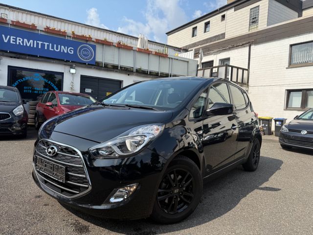 Hyundai ix20 blue YES!