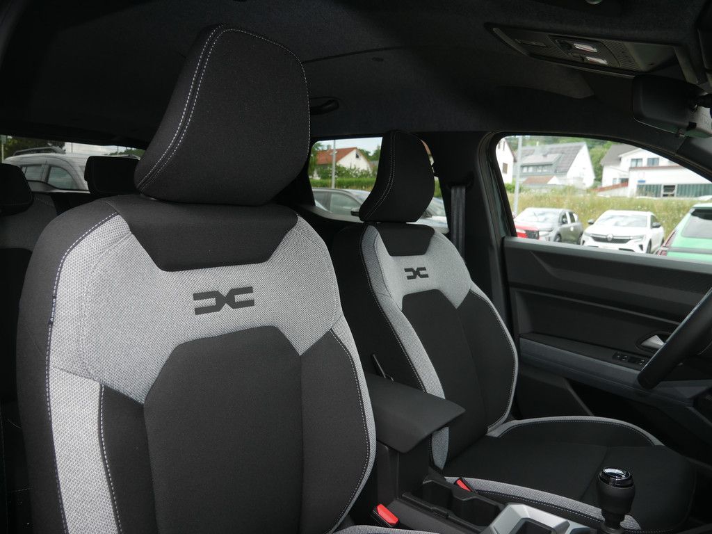 Fahrzeugabbildung Dacia Duster Journey Mild Hybrid 140