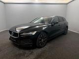 Volvo V60 B4 Momentum Pro*AHK*WINTER-PAK*Teil-Leder - Volvo V60 Gebrauchtwagen