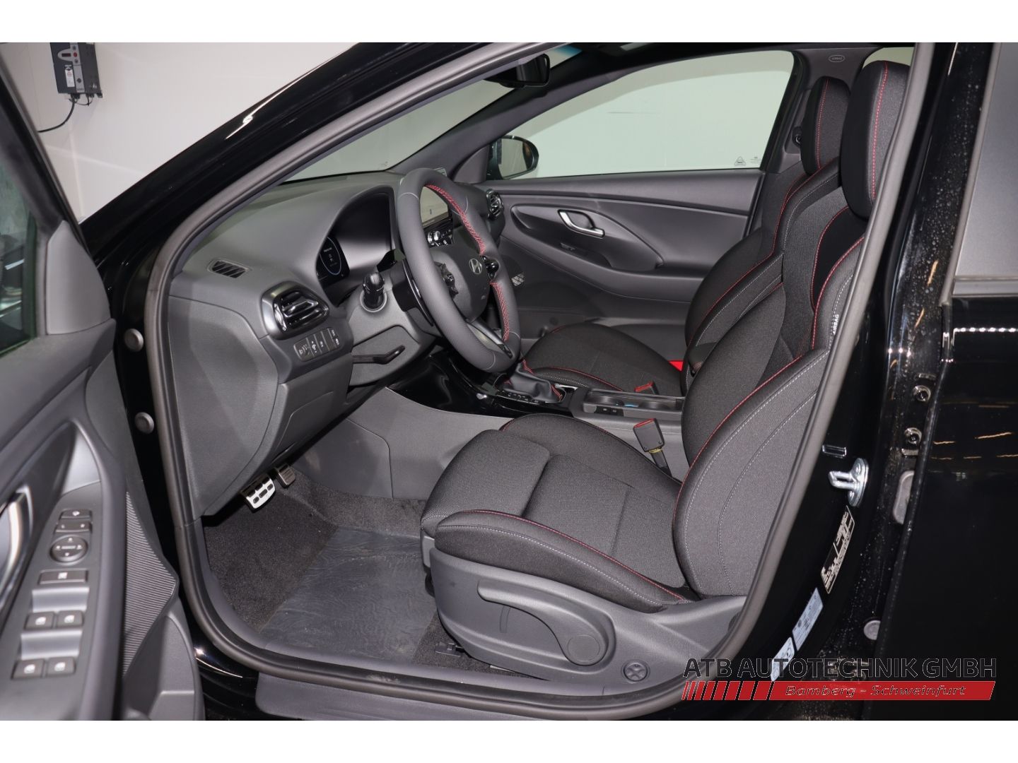 Fahrzeugabbildung Hyundai i30 N Line MY26 N-Line 1.6 T-GDi 150PS 7-DCT 2WD