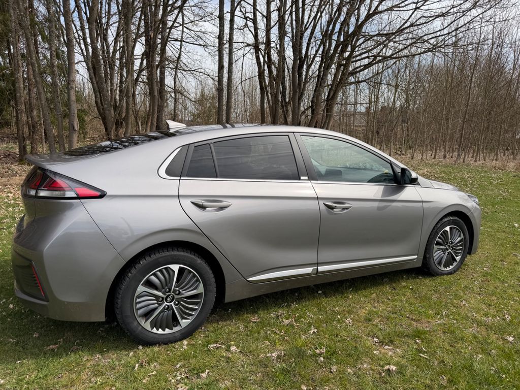 Image of Hyundai IONIQ