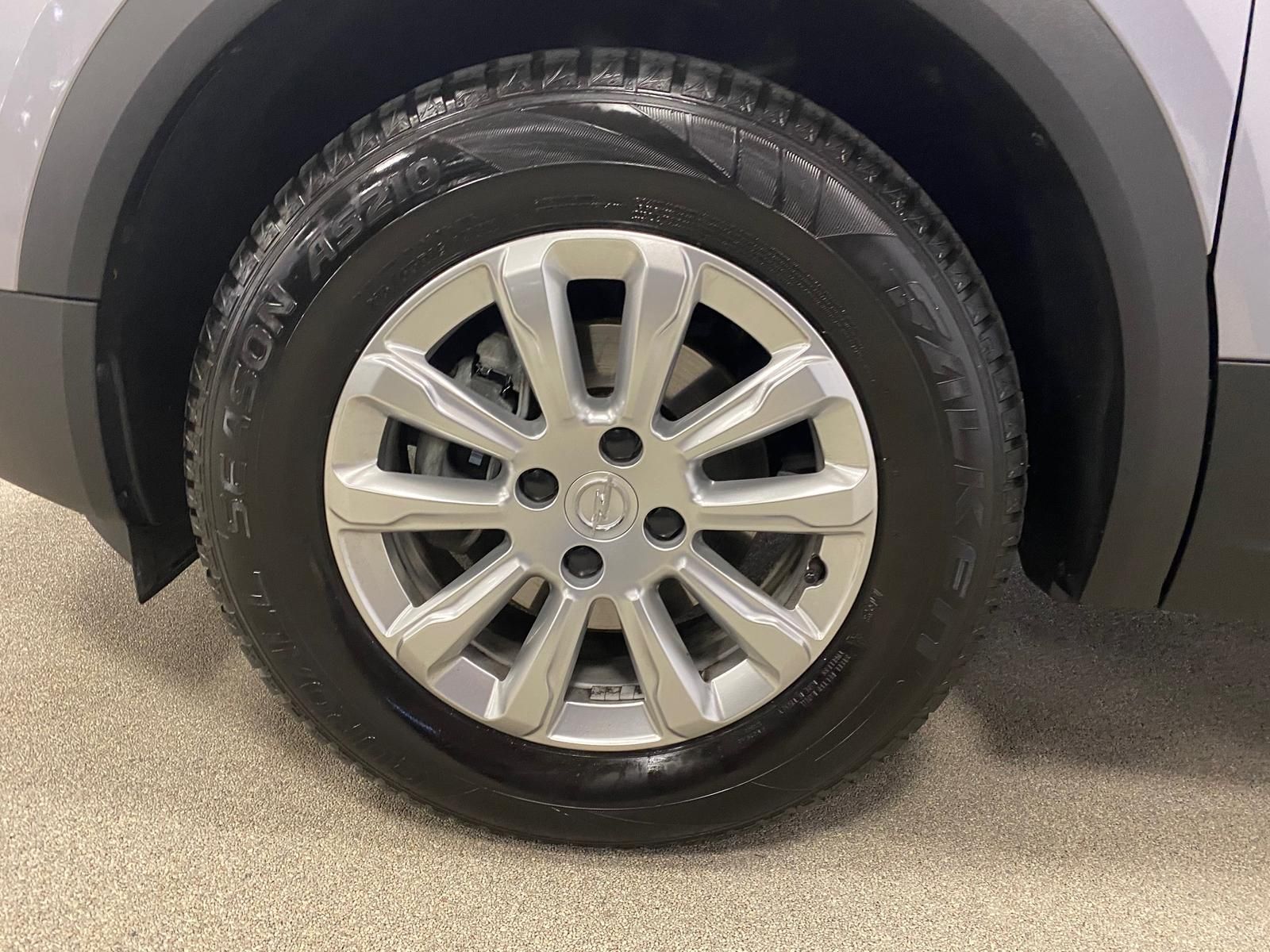 Fahrzeugabbildung Opel Mokka Edition KLIMA+ALU+Metallic+Allwetter+LED