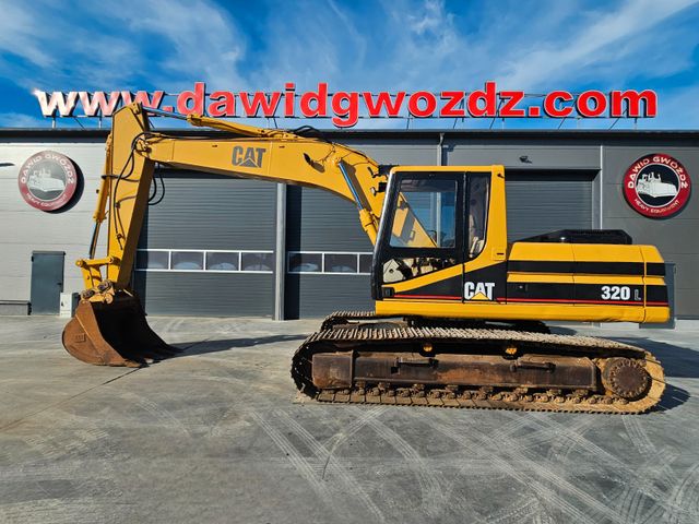 CAT 320L