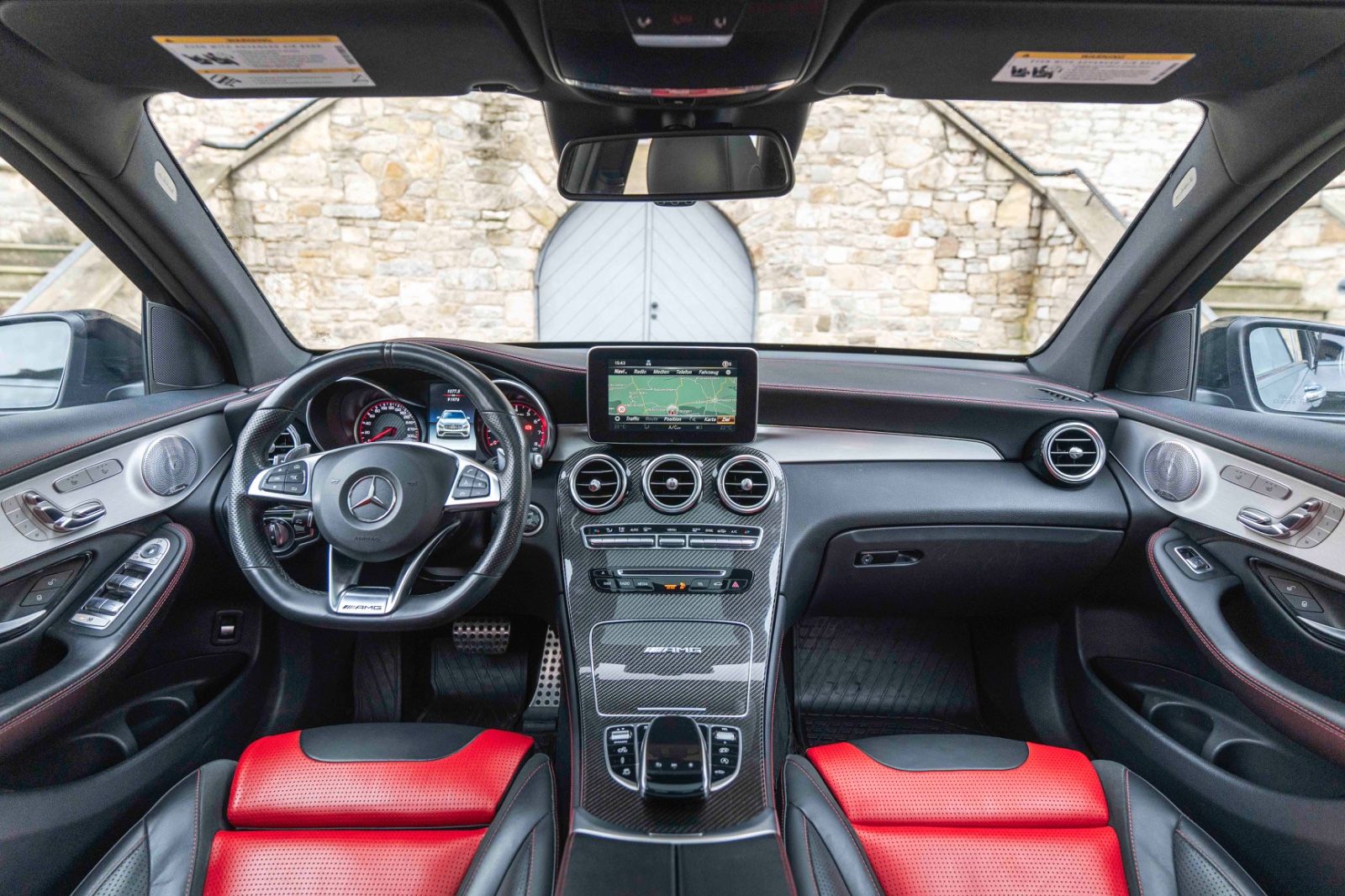 Fahrzeugabbildung Mercedes-Benz GLC 63 AMG 4MATIC BURMESTER ACC 360° NIGHT KAM