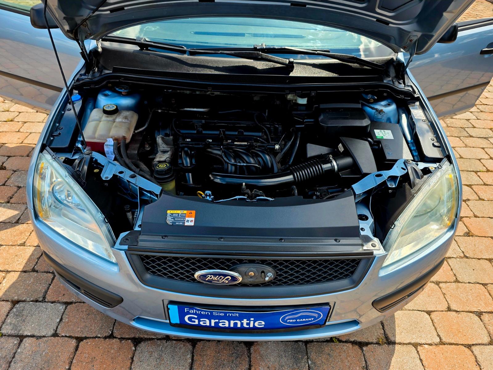Ford Focus 2006 — photo 30