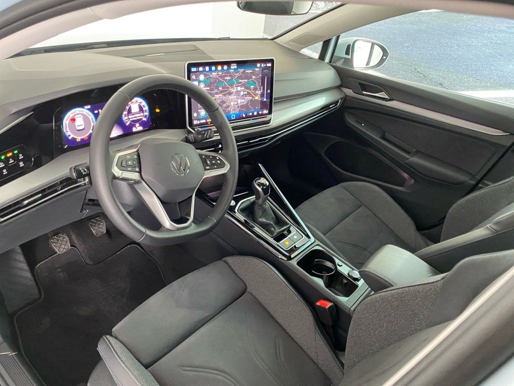 Volkswagen Golf 1.5 TSI Style AHK NAVI SHZ PDC ACC LED-PLU foto 4