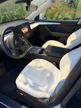 Tesla Model Y Long Range Dual Motor AWD - Tesla Model Y in Duisburg