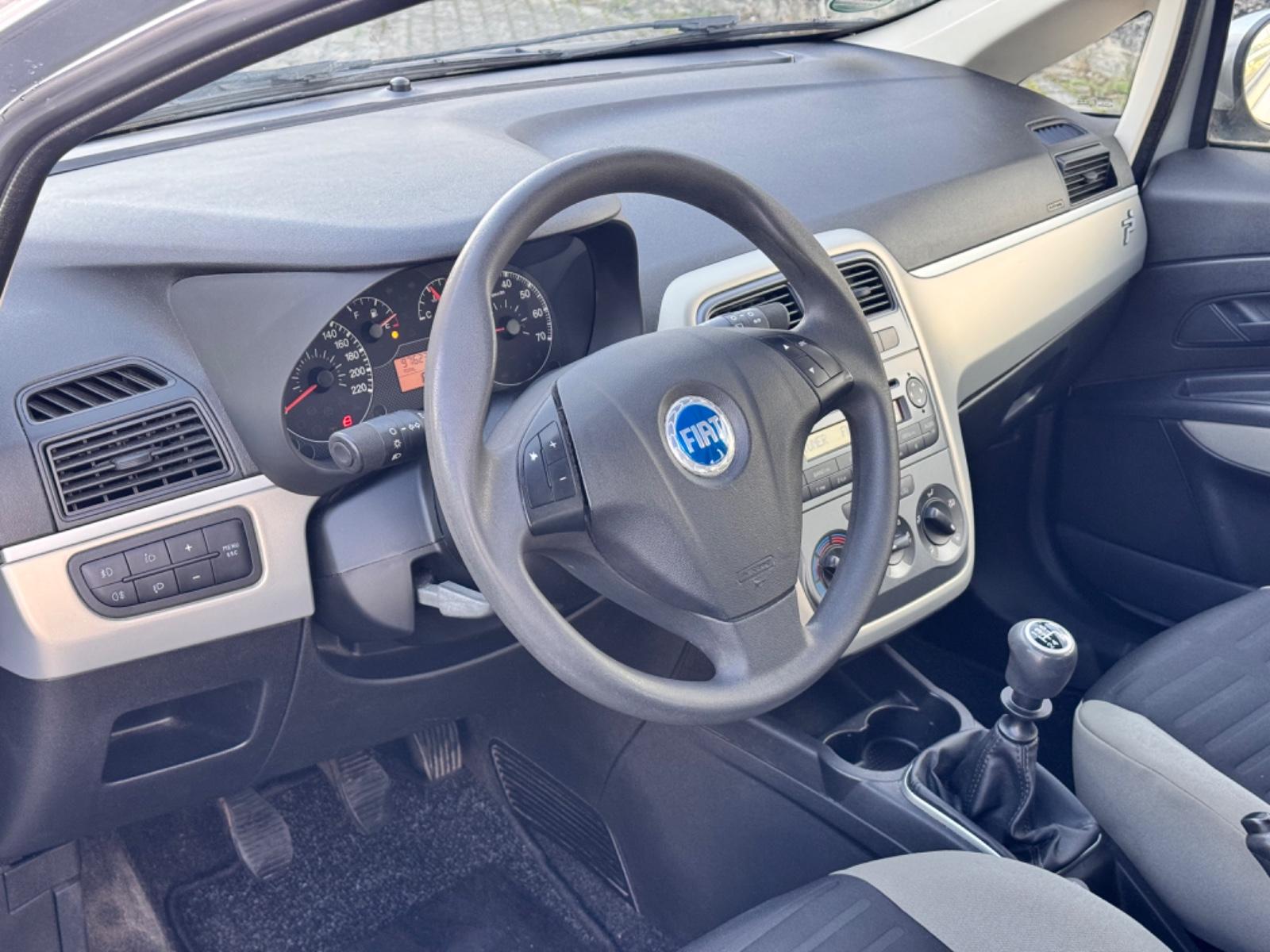 Fiat Grande Punto 1.4 - 1.HD - Klima - TÜV NEU -97tkm