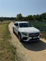 Mercedes-Benz GLB 220 d 4MATIC DCT - - Mercedes-Benz GLB-Klasse Gebrauchtwagen in Stuttgart