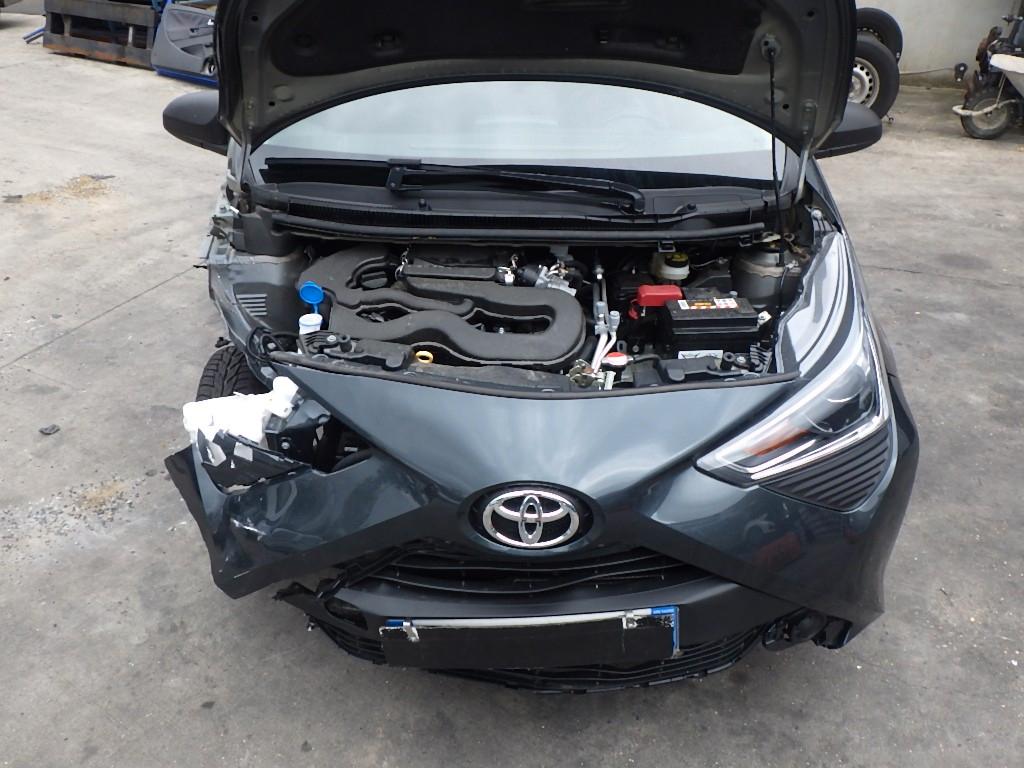 Toyota Aygo 1,0-l-VVT-i x