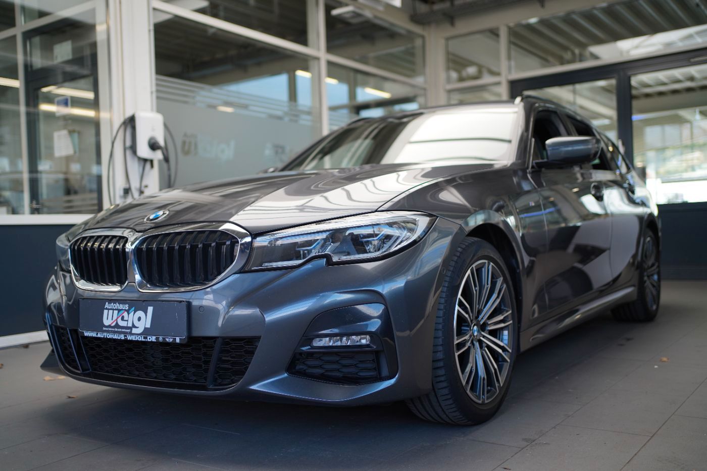 Fahrzeugabbildung BMW 320d xDrive M Sport +Laserlicht+Komfortzugang++