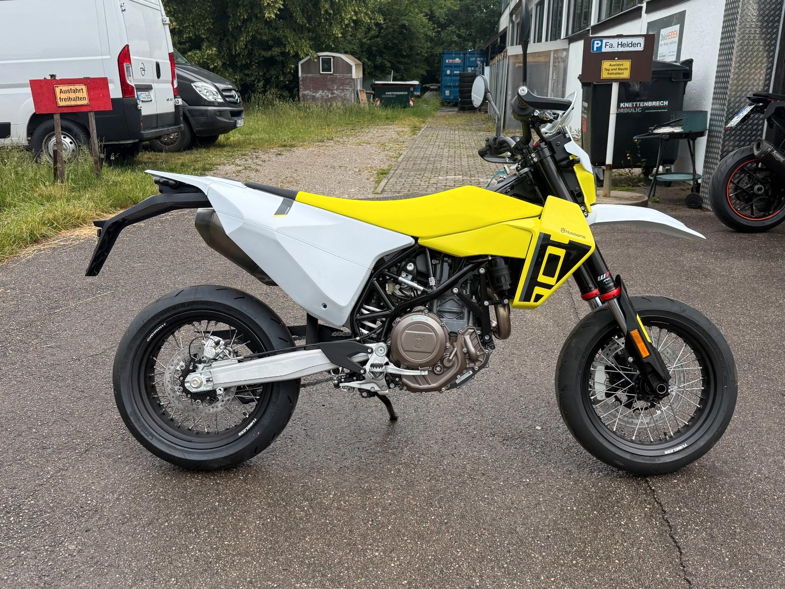 Husqvarna 701 Supermoto Modell 2026
