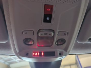 Peugeot 208 Elektromotor 136 Allure