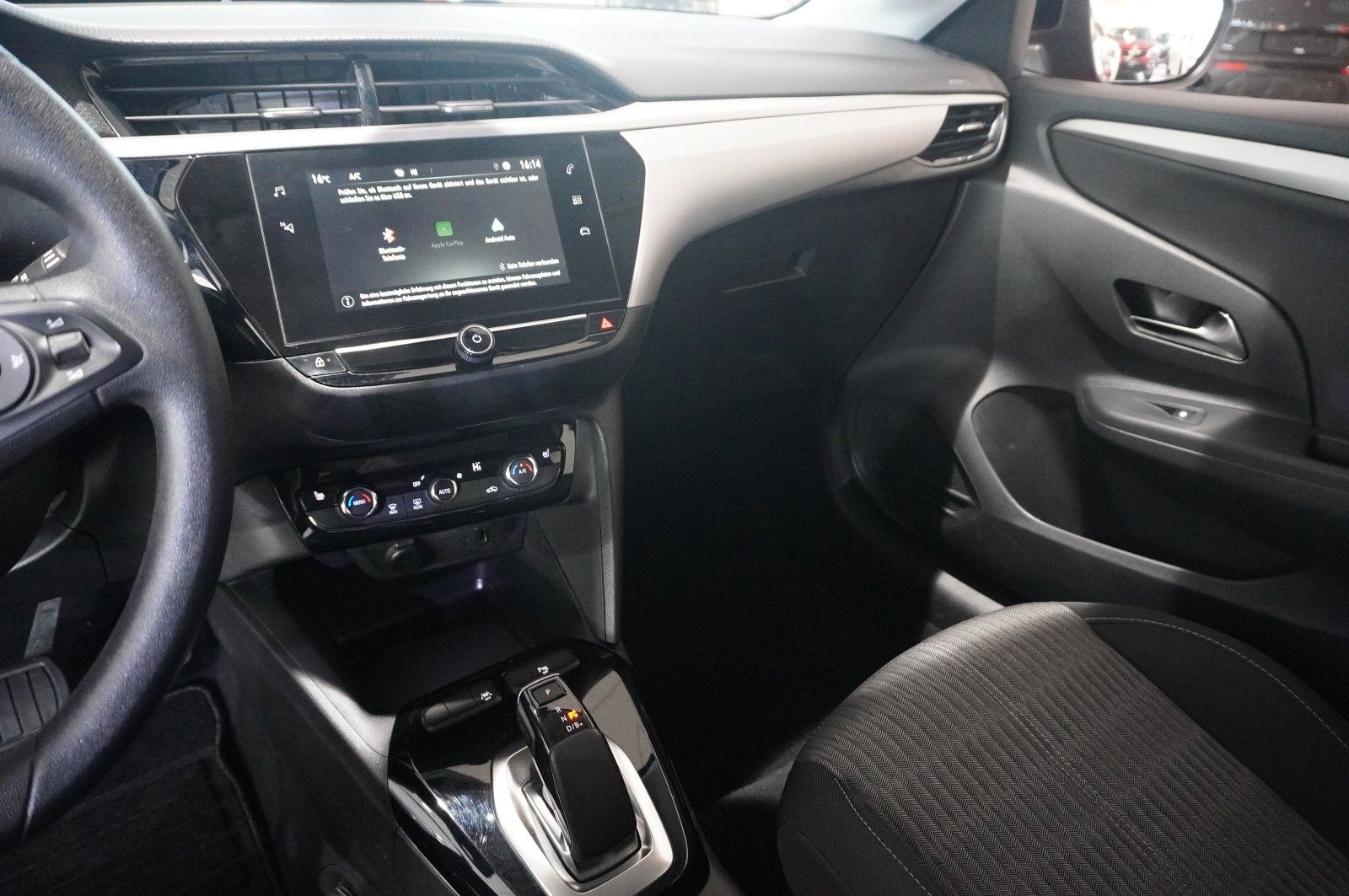 Fahrzeugabbildung Opel Corsa-e 7KW EDITION NAVI/KAMERA/SHZ/VIRTU./DAB+