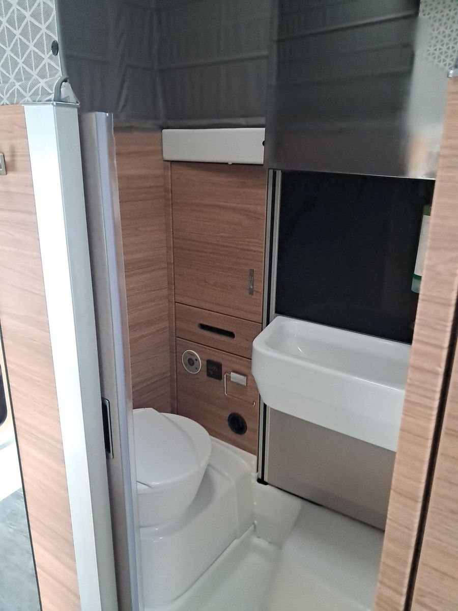 Fahrzeugabbildung Weinsberg X-Cursion CUV EDITION PEPPER 500 LT Markise,AHK