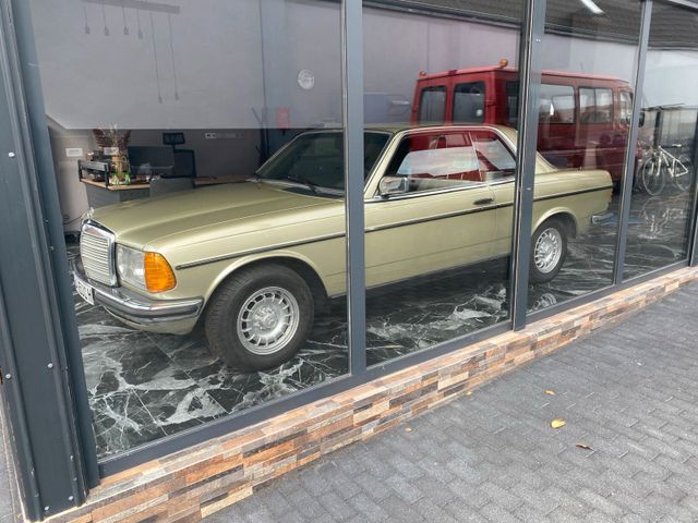 Mercedes-Benz Mercedes W 123 230 CE H-Kennzeichen