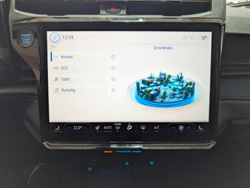 Ford Puma Titanium Automatik NEUES MODELL