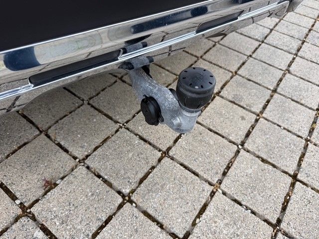 Fahrzeugabbildung Mercedes-Benz GLC 200 4M AHK+EASYPACK+AMBIENTE+APPLE+LED+