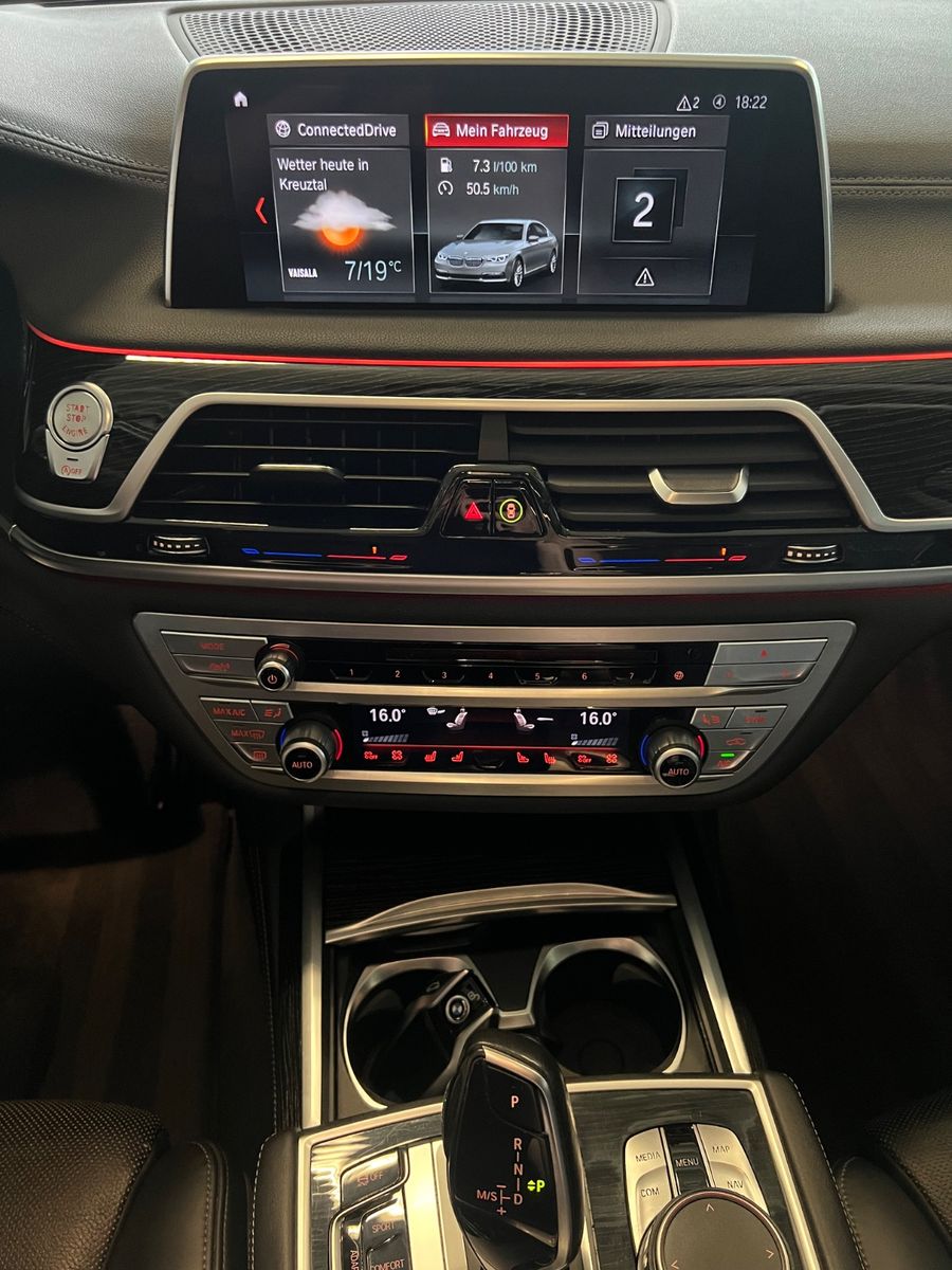 Fahrzeugabbildung BMW 740 d xDrive *MASSAGE* LEDER EXCLUSIVE *