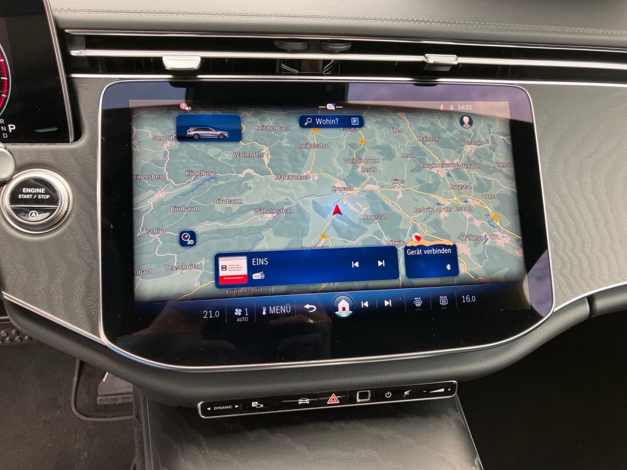 Fahrzeugabbildung Mercedes-Benz E 200 T AMG+AHK+DISTRONIC+KEYLESS+CARPLAY+TOTWIN