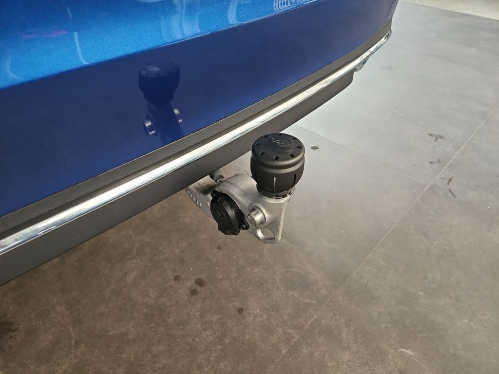 Fahrzeugabbildung Mercedes-Benz C 300 e Avantg. AHK Distro.+ Pano Sitzklima 360°