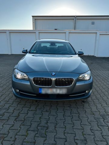 BMW 5er 530d SoftClose 4 ZonenKlimaautomat...