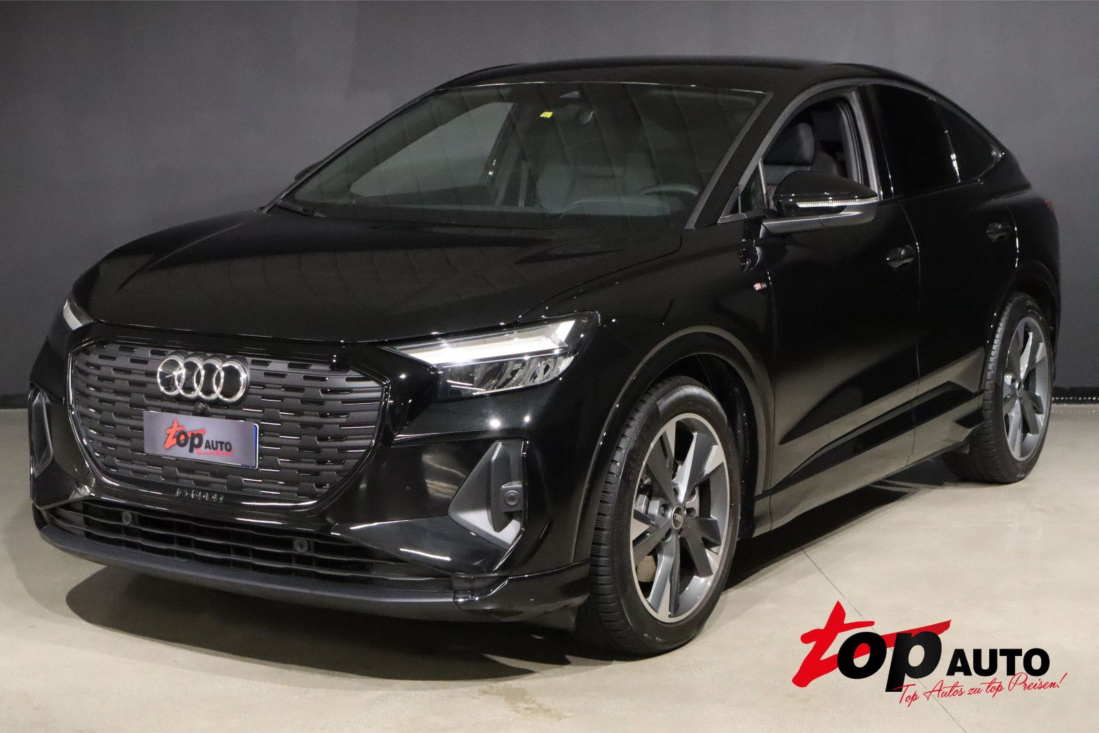 AUDI Q4 50 QUATTRO 300PS S-LINE MATRIX WÄRMEPUMPE