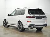 BMW X7 x40d M Sport Standh.IntAktivL.SurView.Gestik - : Weiß, Schiebedach